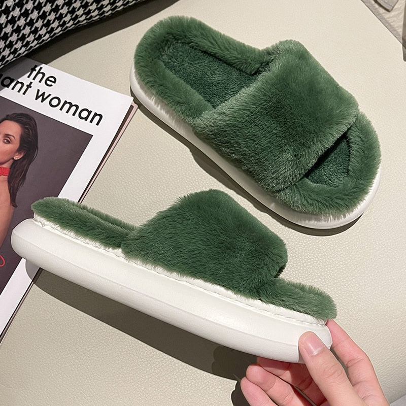 Quinzy Fluffy Slippers